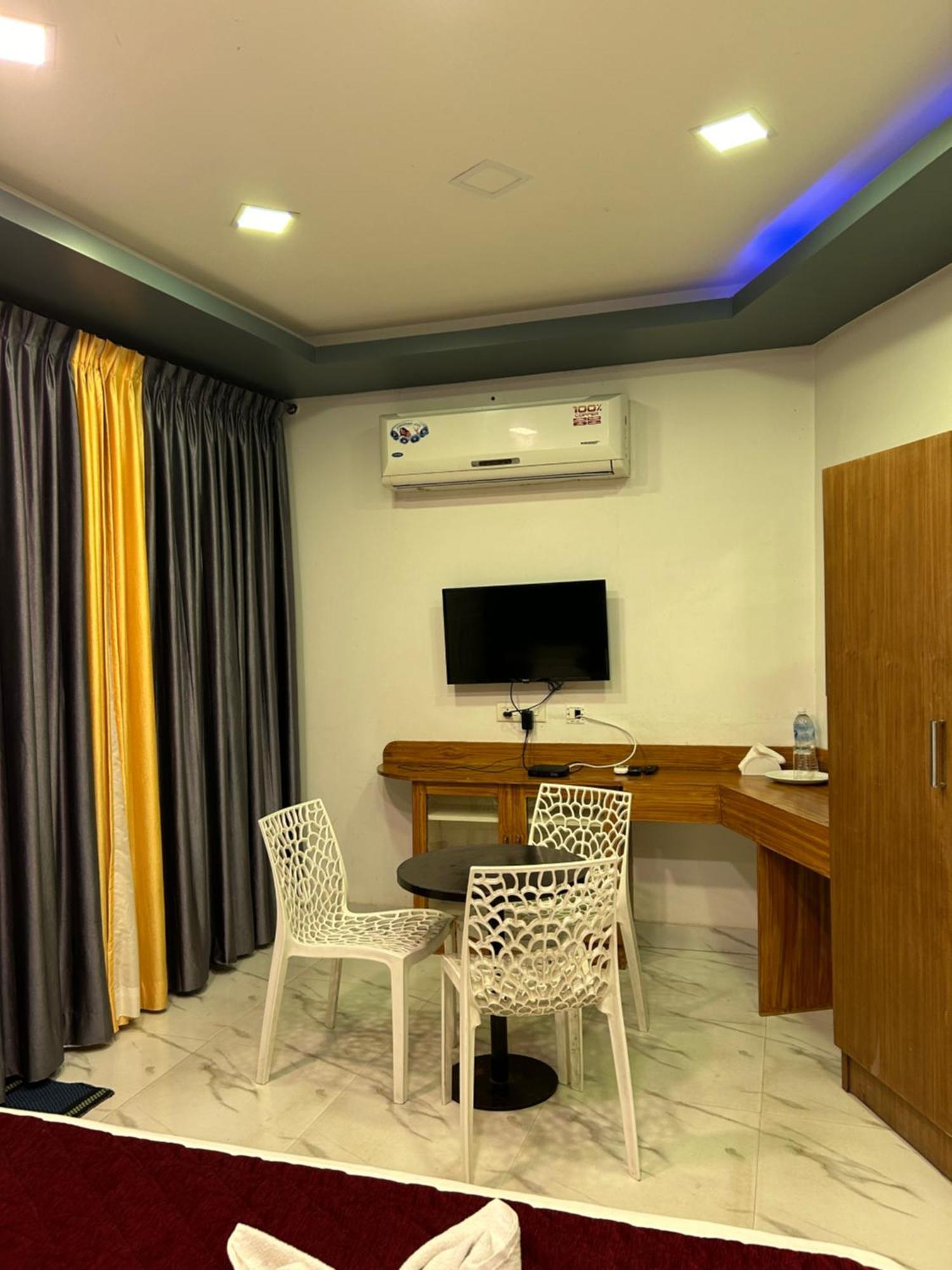 G Hotel Kottakuppam Kültér fotó